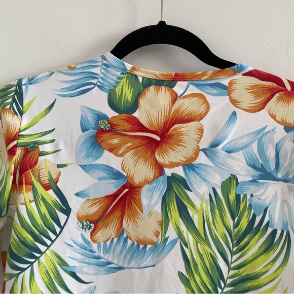 J. McLaughlin Catalina Cloth Tropical Print 3/4 Sleeve Top Size XS - Picture 7 of 7